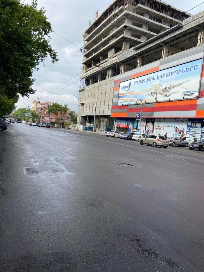City Center Studio - יירבאן מראה חיצוני תמונה
